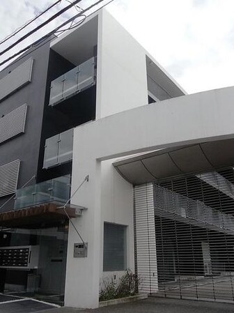 レジディア北新宿の物件外観写真